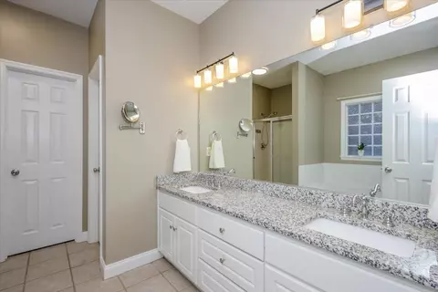 Bath - 4346 Azalea Dr, Evans, GA 30809 photo 2 of 11