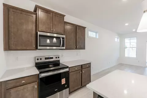 Kitchen - 2119 April Dawn Trl, Thomson, GA 30824 photo 1 of 2