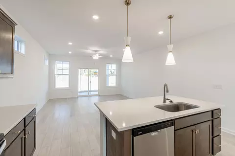 Living - 2119 April Dawn Trl, Thomson, GA 30824 photo 1 of 4