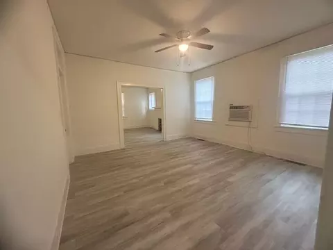 Living - 2006 Mcdowell St, Augusta, GA 30904 photo 4 of 5