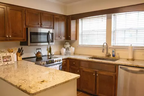 Kitchen - 218 E Sheppard St, Stapleton, GA 30823 photo 1 of 2