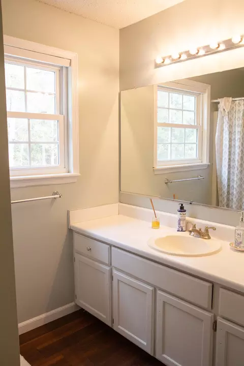 Bath - 218 E Sheppard St, Stapleton, GA 30823 photo 3 of 3
