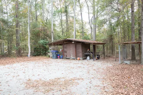 Exterior - 218 E Sheppard St, Stapleton, GA 30823 photo 6 of 8
