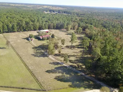30 Old Mulberry Farms Trail Rd, Wagener, SC 29164