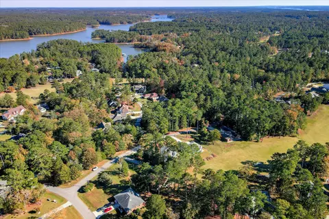 View/Area - 262 Brassie Dr, Mccormick, SC 29835 photo 14 of 15