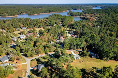 View/Area - 262 Brassie Dr, Mccormick, SC 29835 photo 8 of 15