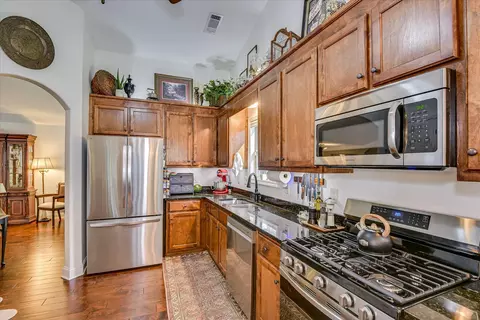 Kitchen - 262 Brassie Dr, Mccormick, SC 29835 photo 3 of 4
