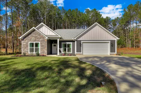 114 Elam Dr, Mccormick, SC 29835