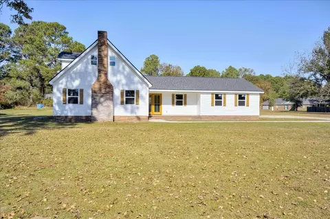 158 Live Oak Dr, Waynesboro, GA 30830