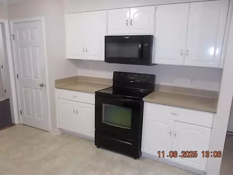Kitchen - 599 Windward Ct, Evans, GA 30809 photo 2 of 3