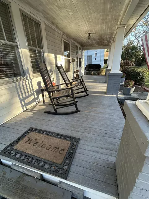 Exterior - 116 Lee St, Thomson, GA 30824 photo 2 of 7