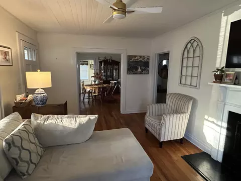 Living - 116 Lee St, Thomson, GA 30824 photo 2 of 2