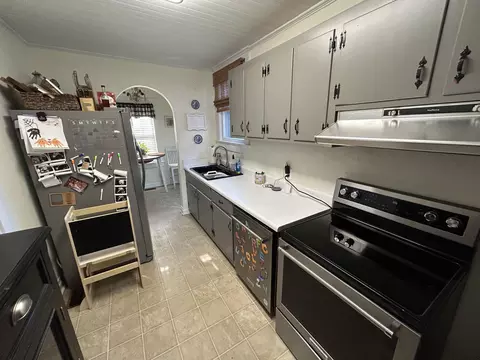 Kitchen - 116 Lee St, Thomson, GA 30824 photo 2 of 2