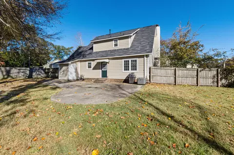 Exterior - 2208 Pleasant Dr, Augusta, GA 30907 photo 4 of 8