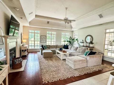 Living - 992 Windmill Pkwy, Evans, GA 30809 photo 2 of 5