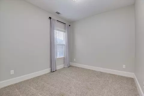 Bedroom - 1009 Barrett Dr, Evans, GA 30809 photo 4 of 10