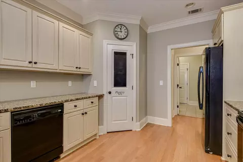 Kitchen - 1009 Barrett Dr, Evans, GA 30809 photo 5 of 5