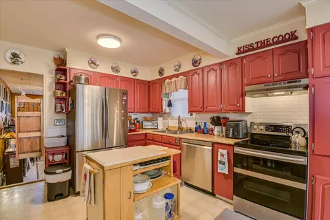 Kitchen - 2004 Denmark Dr, Augusta, GA 30906 photo 2 of 3
