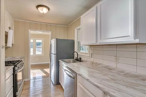 Kitchen - 1021 7th Ave, Augusta, GA 30901 photo 2 of 2