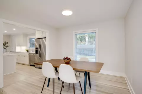Dining - 3204 Wheeler Rd, Augusta, GA 30909 photo 1 of 3