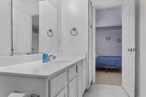 Bath - 1408 Holley St, Augusta, GA 30901 photo 1 of 3