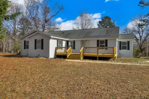 411 Georgia Rd, Edgefield, SC 29824