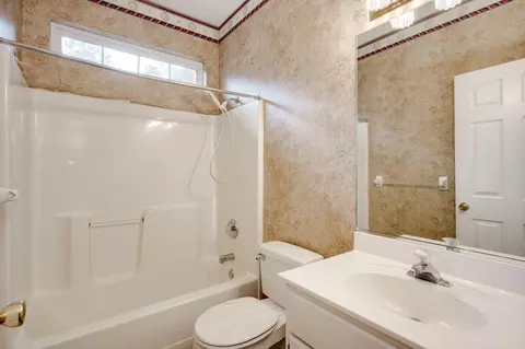 Bath - 34 Eagle Pointe Dr, Augusta, GA 30909 photo 4 of 4