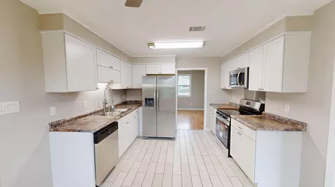 Kitchen - 3907 Willowood Rd, Augusta, GA 30907 photo 1 of 4