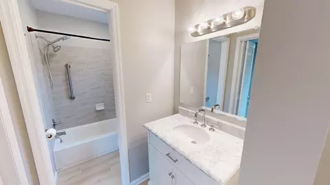 Bath - 3907 Willowood Rd, Augusta, GA 30907 photo 3 of 4