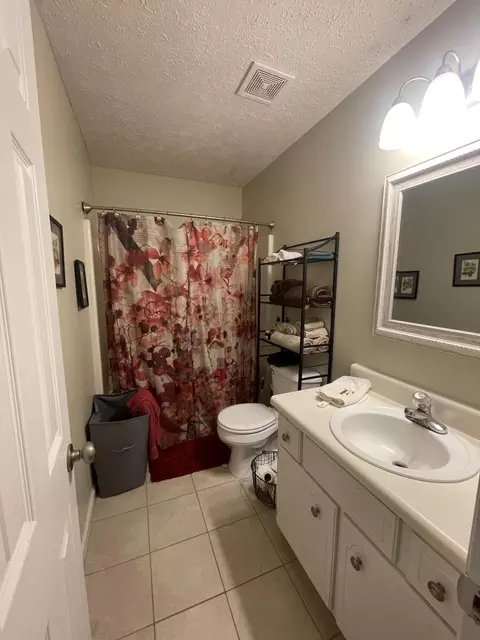 Bath - 4426 Summerlin Dr, Evans, GA 30809 photo 2 of 3