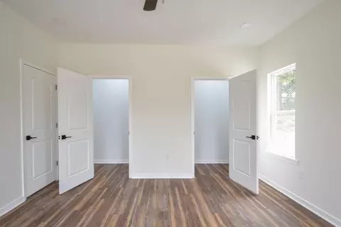 Bedroom - 2239 Windsor Spring Rd, Augusta, GA 30906 photo 2 of 9