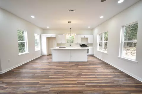 Living - 2239 Windsor Spring Rd, Augusta, GA 30906 photo 3 of 3