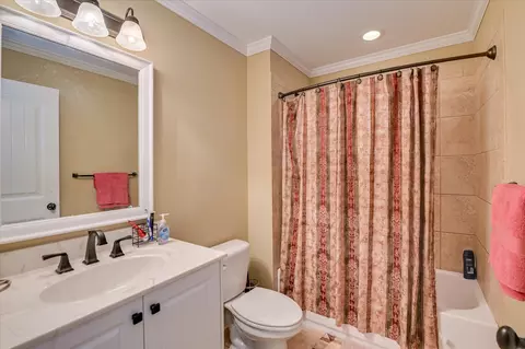 Bath - 810 Mayo Ln, Augusta, GA 30907 photo 5 of 5