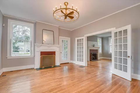 Living - 2409 Central Ave, Augusta, GA 30904 photo 2 of 3