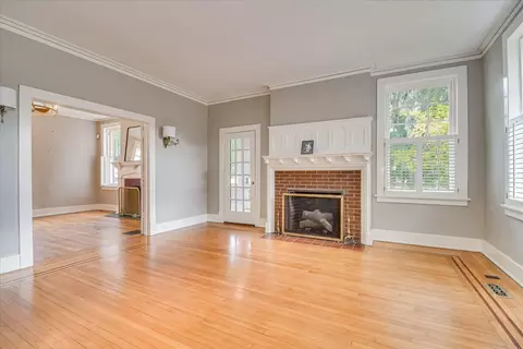Living - 2409 Central Ave, Augusta, GA 30904 photo 1 of 3