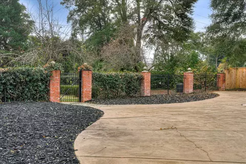 Exterior - 2409 Central Ave, Augusta, GA 30904 photo 11 of 12