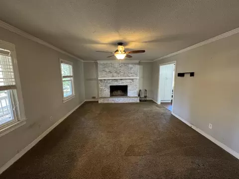 Living - 455 Bristol Rd, Martinez, GA 30907 photo 1 of 2