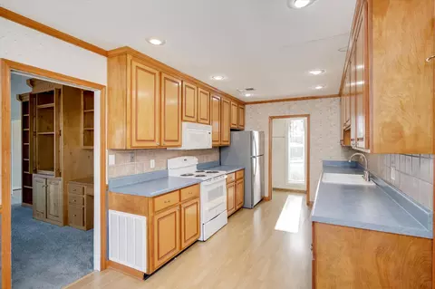 Kitchen - 3203 West Ct, Augusta, GA 30907 photo 2 of 2