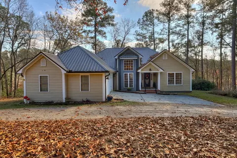 3070 Hackamore Dr, Warrenville, SC 29851