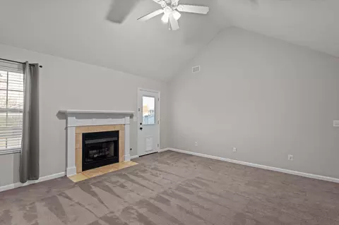 Living - 630 Devon Rd, Grovetown, GA 30813 photo 2 of 4