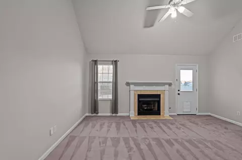 Living - 630 Devon Rd, Grovetown, GA 30813 photo 1 of 4