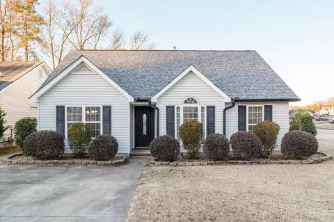 Exterior - 630 Devon Rd, Grovetown, GA 30813 photo 2 of 8