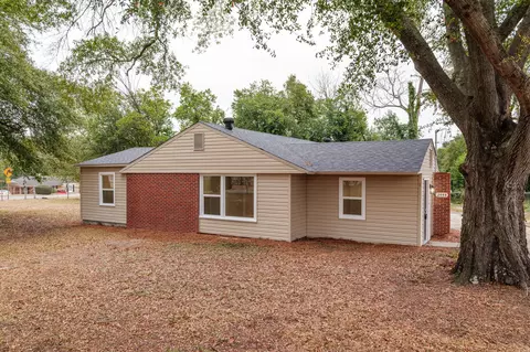Exterior - 2444 Ridge Rd, Augusta, GA 30906 photo 4 of 16