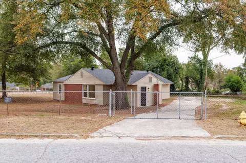 Exterior - 2444 Ridge Rd, Augusta, GA 30906 photo 6 of 16