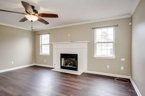 Living - 4646 La Ct, Evans, GA 30809 photo 4 of 6