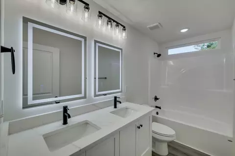 Bath - 805 Leslie Ct, Evans, GA 30809 photo 7 of 7