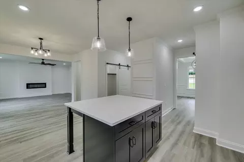 Entry Way - 805 Leslie Ct, Evans, GA 30809 photo 6 of 10