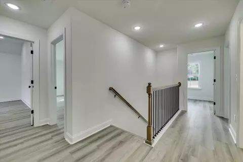 Entry Way - 805 Leslie Ct, Evans, GA 30809 photo 9 of 10