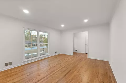 Living - 3434 Heather Dr, Augusta, GA 30909 photo 2 of 5
