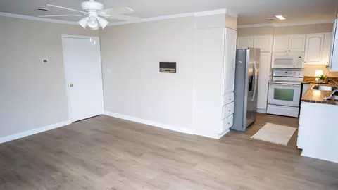 Living - 3807 Pine Knoll Ct, Martinez, GA 30907 photo 6 of 6